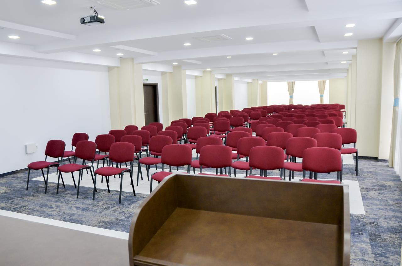 Hotel Afrodita -Vălenii de Munte Kültér fotó